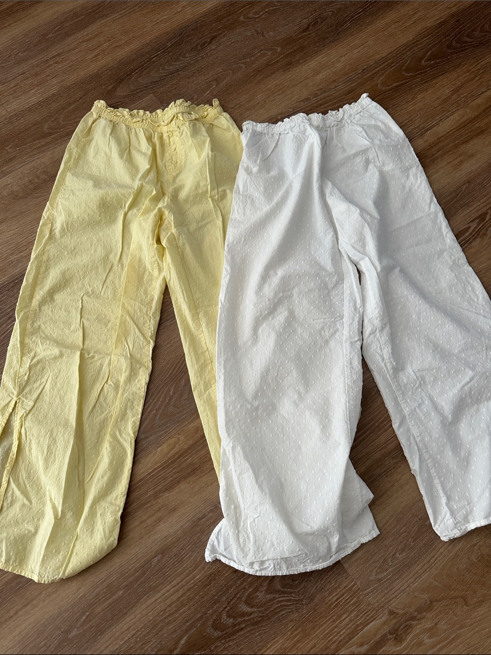 Women’s  Elastic-Waist Dot-Textured Pajama pants  in Yellow and White